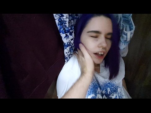 ❤️ Ја најдов мојата сестра во плакарот и и помогнав да сврши ️❌ Порно на mk.vlad-massage-salon.ru ☑